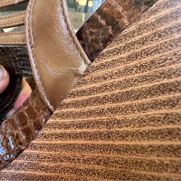 ROMANTIC SOLES Women's Wedge Strappy Sandals Caramel Brown Size 7B - Picture 11 of 14